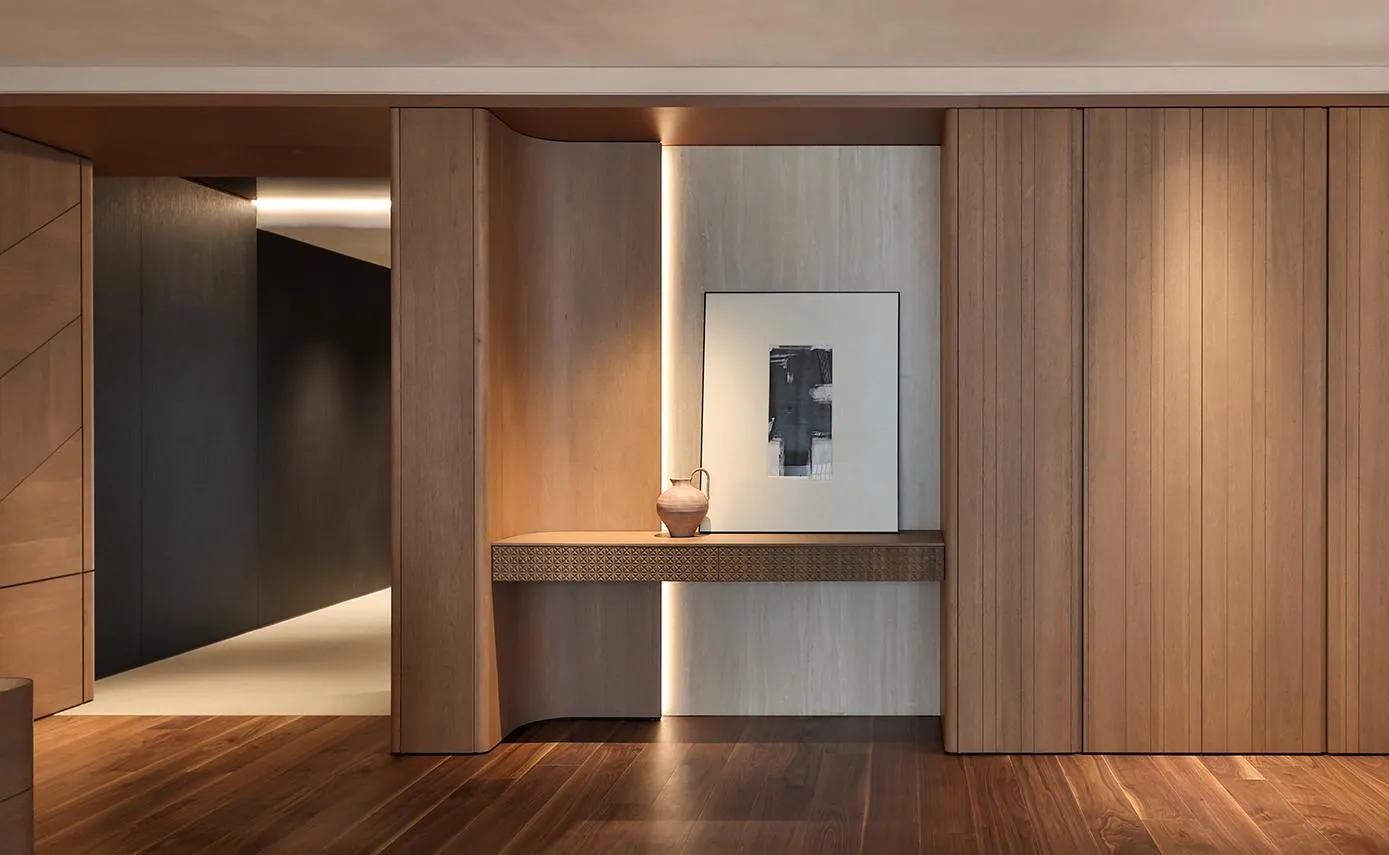 فهم أنظمة ألواح الحائط: الأنواع والمواد والفوائد