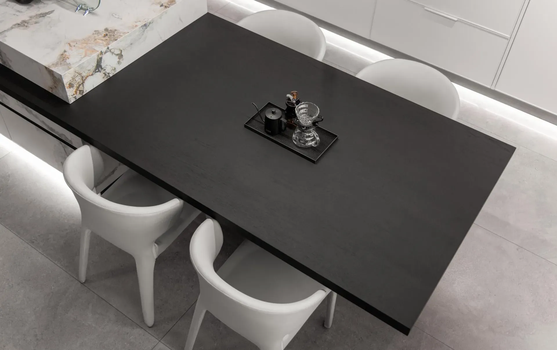 ديب خزانة على الطراز الإيطالي